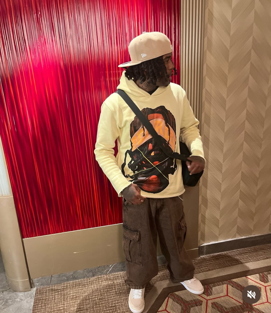 STONEY HOODIE CREME BRULEE (CREAM)